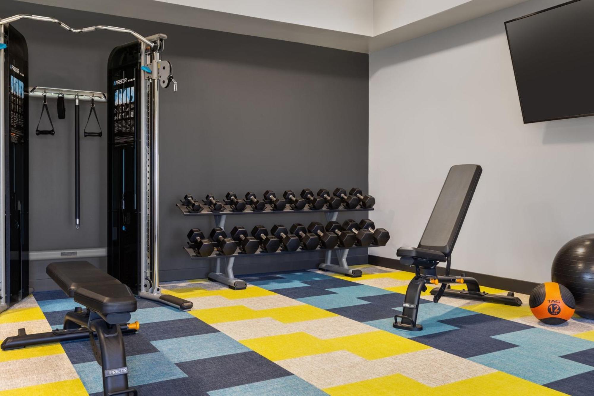 Towneplace Suites By Marriott Geneva At Spire Academy 외부 사진