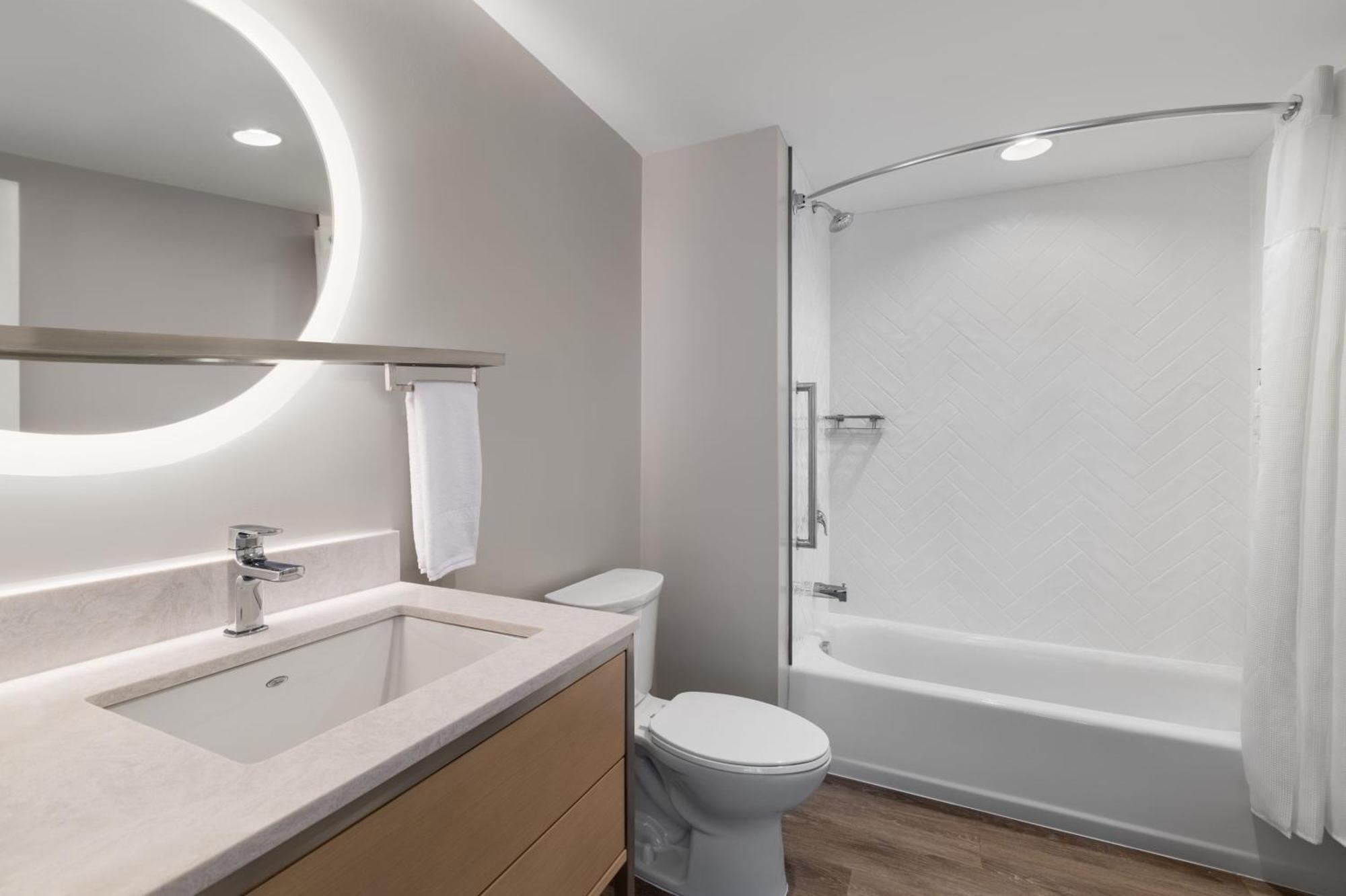 Towneplace Suites By Marriott Geneva At Spire Academy 외부 사진