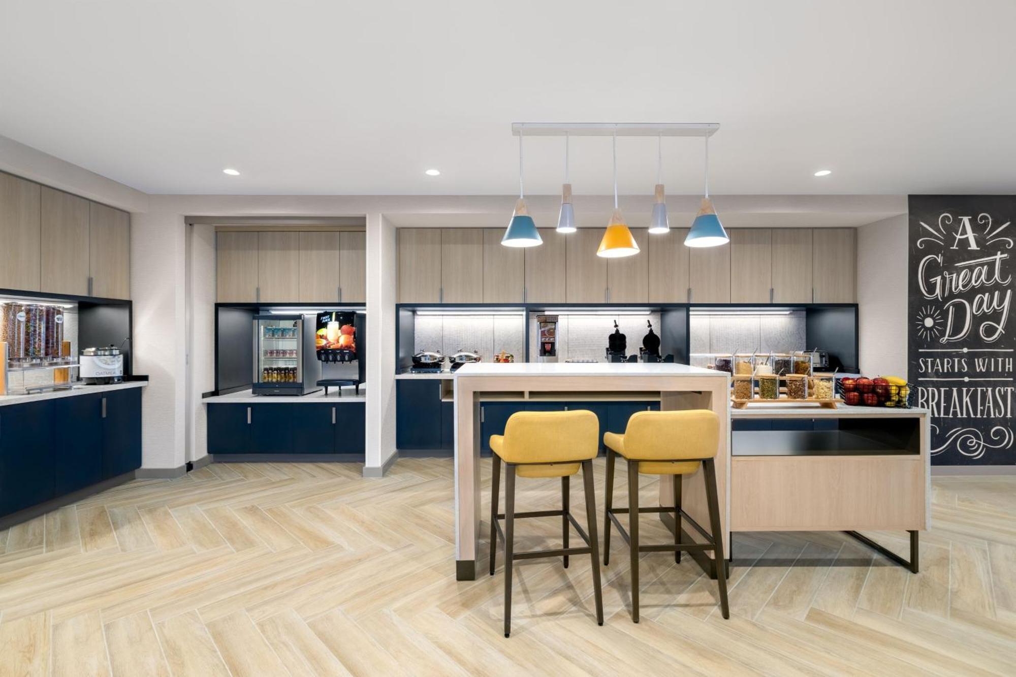 Towneplace Suites By Marriott Geneva At Spire Academy 외부 사진